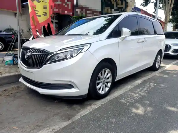 Buick GL8 2017
