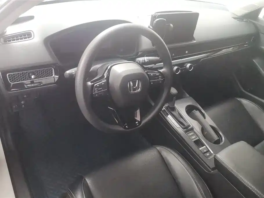 Honda Civic 2022 — фото 12