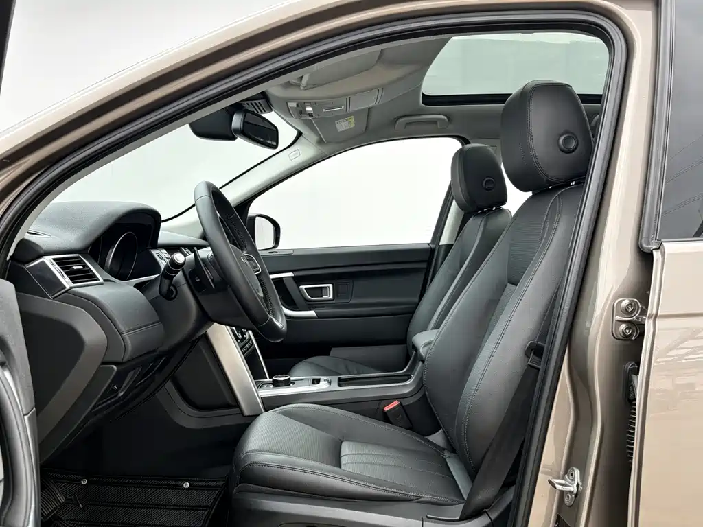 Land Rover Discovery Sport 2017 — фото 11