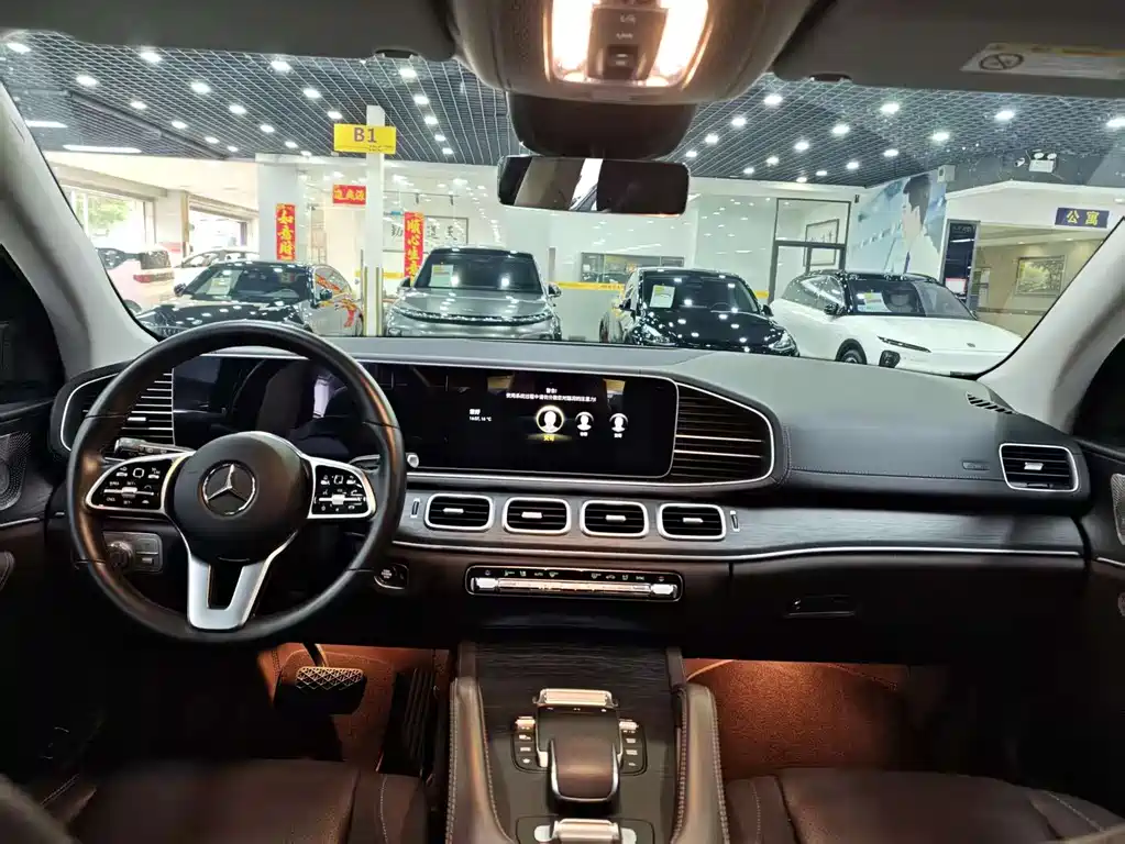 Mercedes-Benz GLE 2023 — фото 6