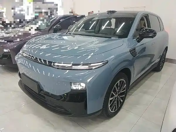 Leapmotor B10 2025