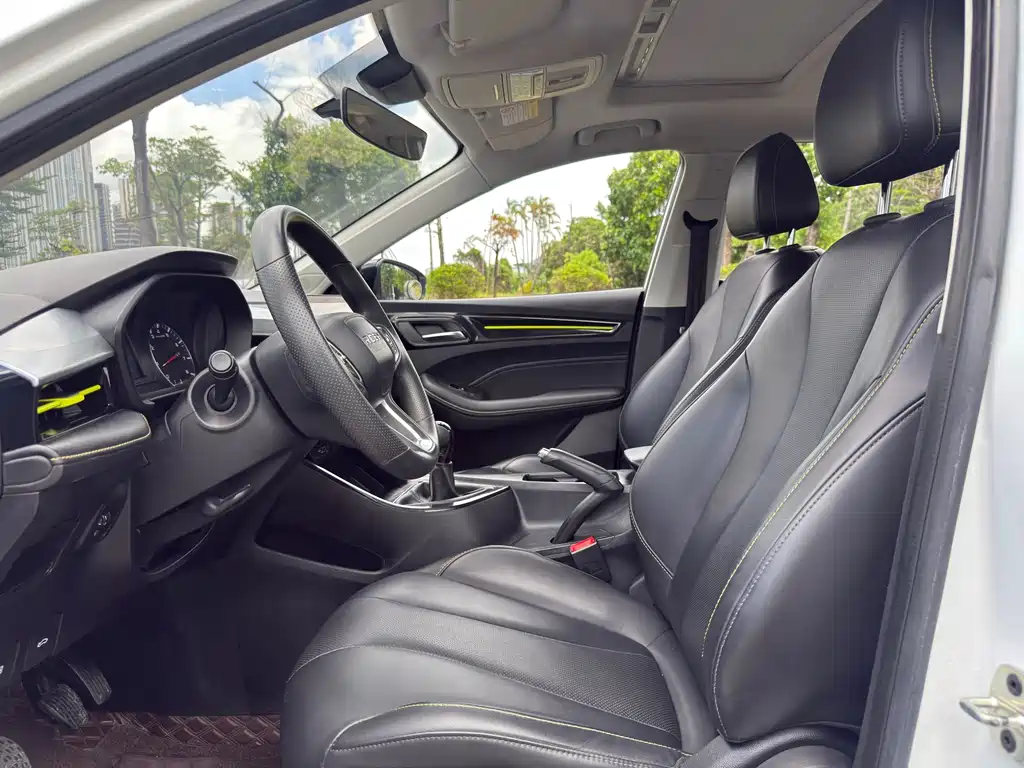 Roewe i5 2022