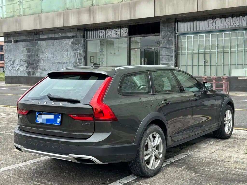 Volvo V90 2019 — фото 9