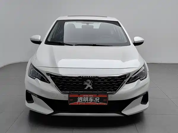 Peugeot 408 2022