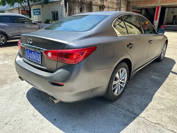 Infiniti Q50L 2017