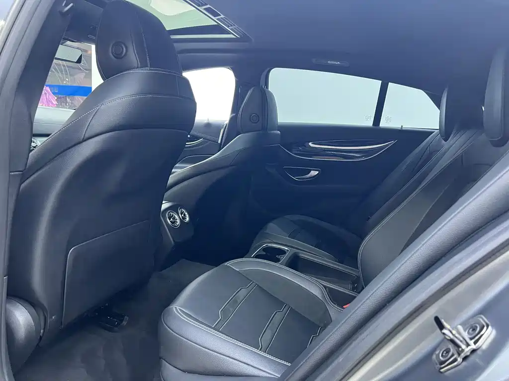 Mercedes-Benz AMG GT 2019 — фото 18