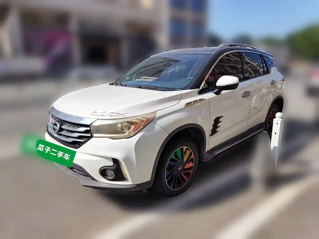GAC Trumpchi GS4 2016 — фото 1