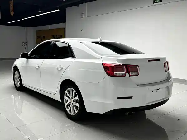 Chevrolet Malibu 2015
