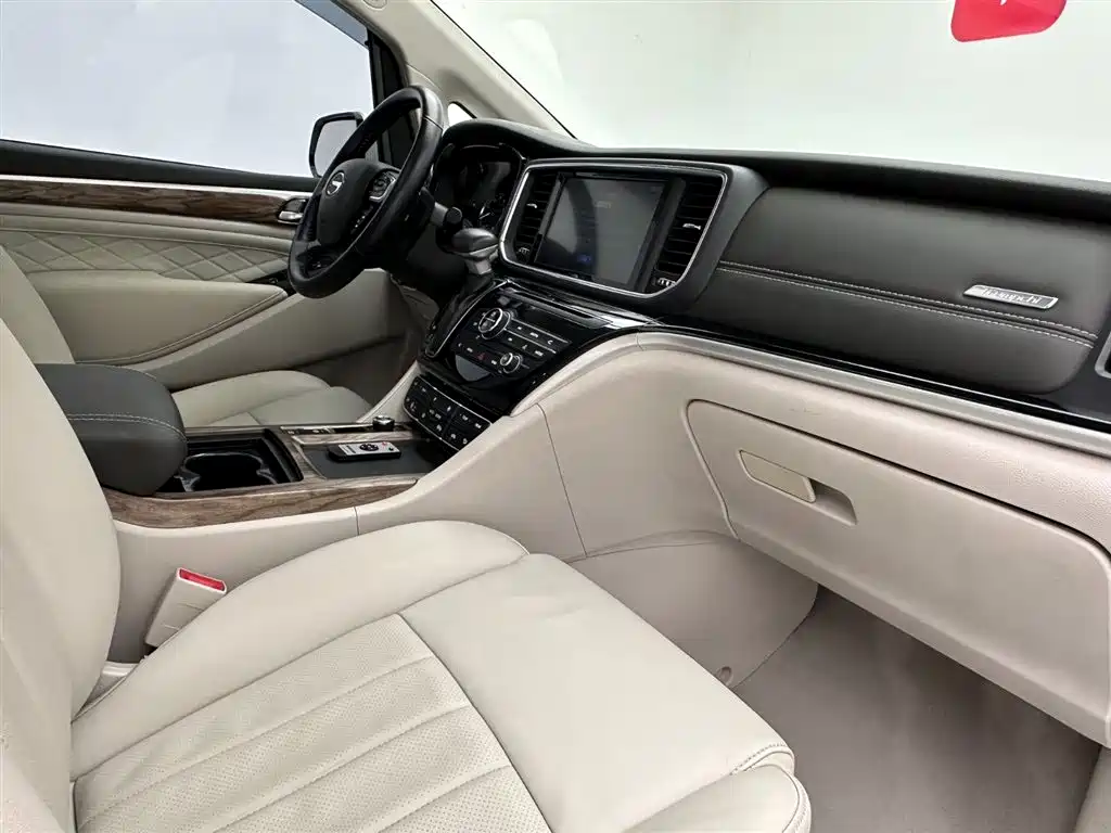 GAC Trumpchi M8 2019 — фото 18
