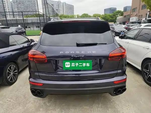 Porsche Cayenne 2016