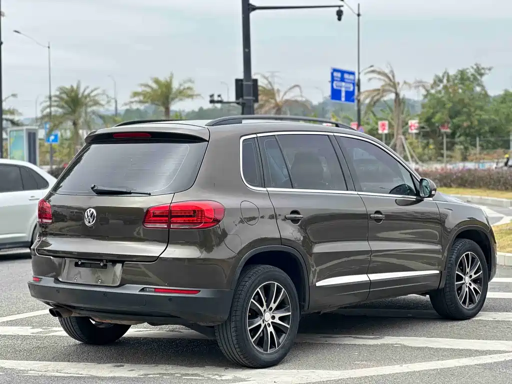 Volkswagen Tiguan 2016 — фото 15