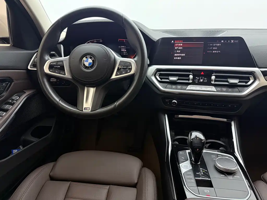 BMW 3 Series 2021 — фото 11