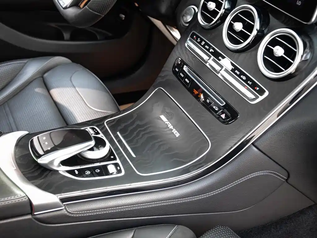 Mercedes-Benz GLC AMG 2019 — фото 19