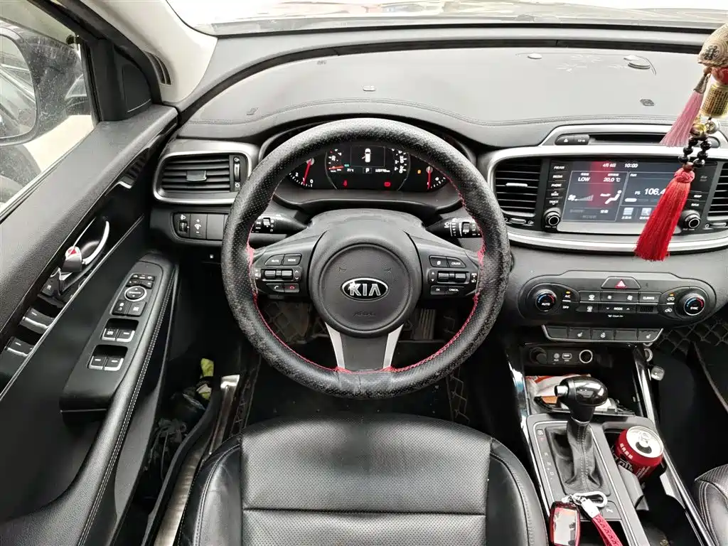 Kia Sorento 2016 — фото 11