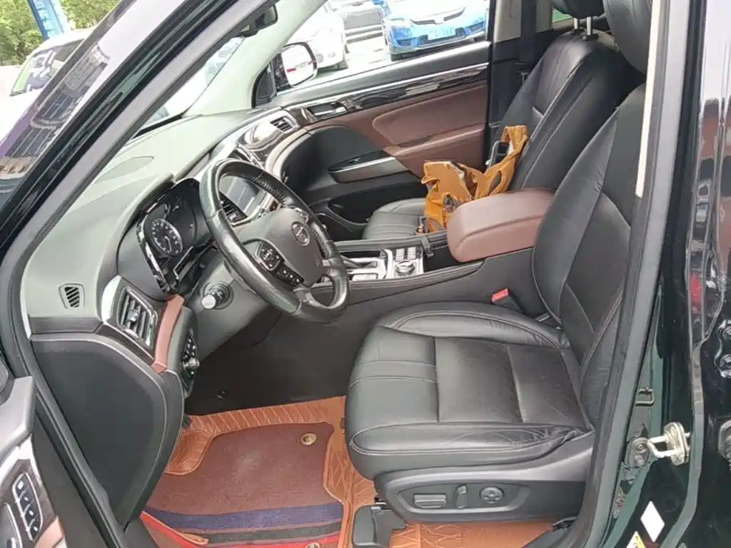 GAC Motor Trumpchi GS8 2018 — фото 15