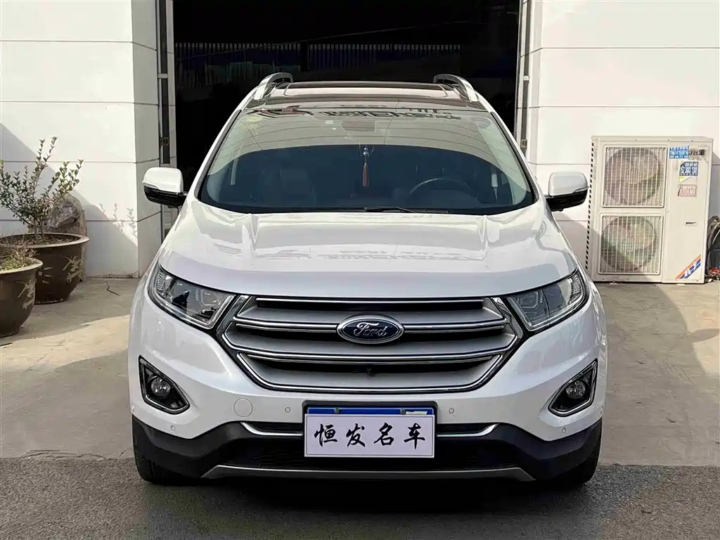 Ford Edge 2018 — фото 3