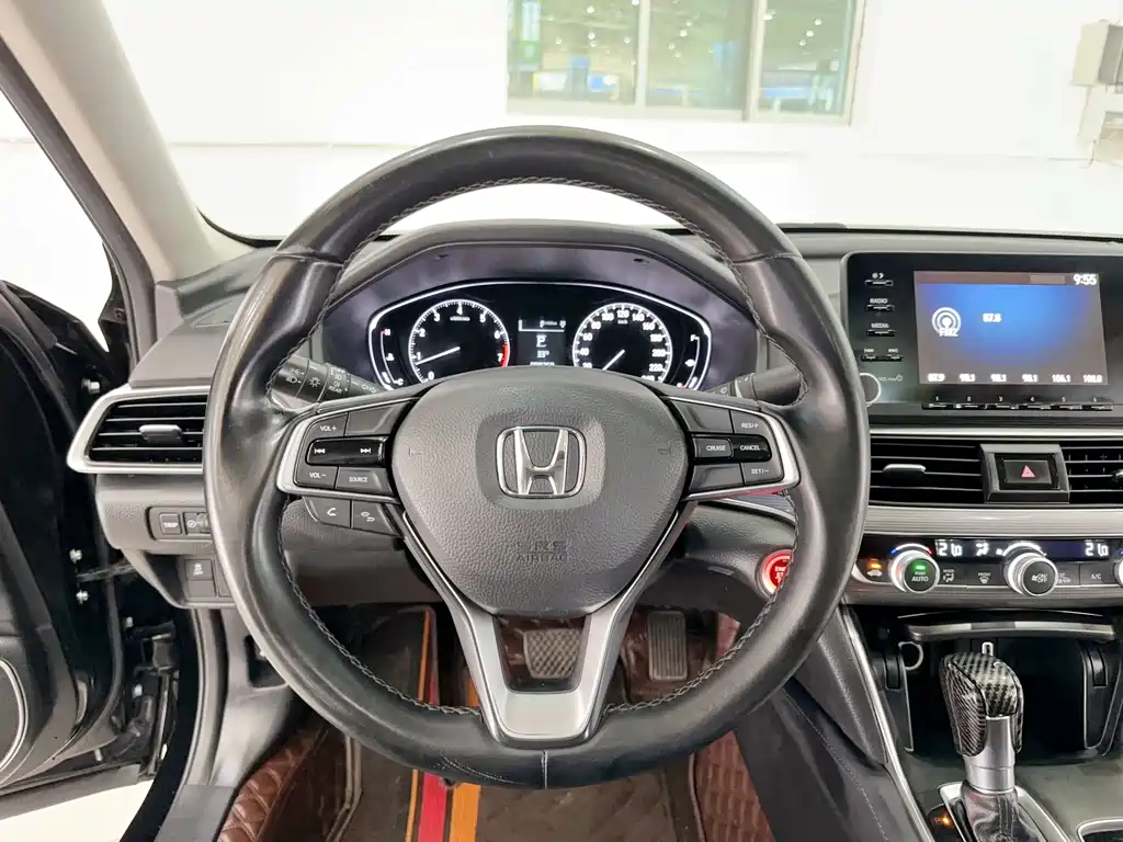 Honda Accord 2019 — фото 15