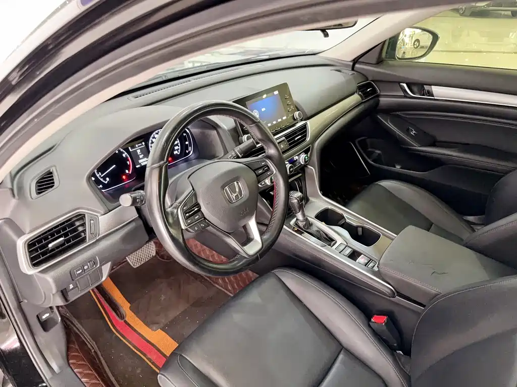 Honda Accord 2019 — фото 9