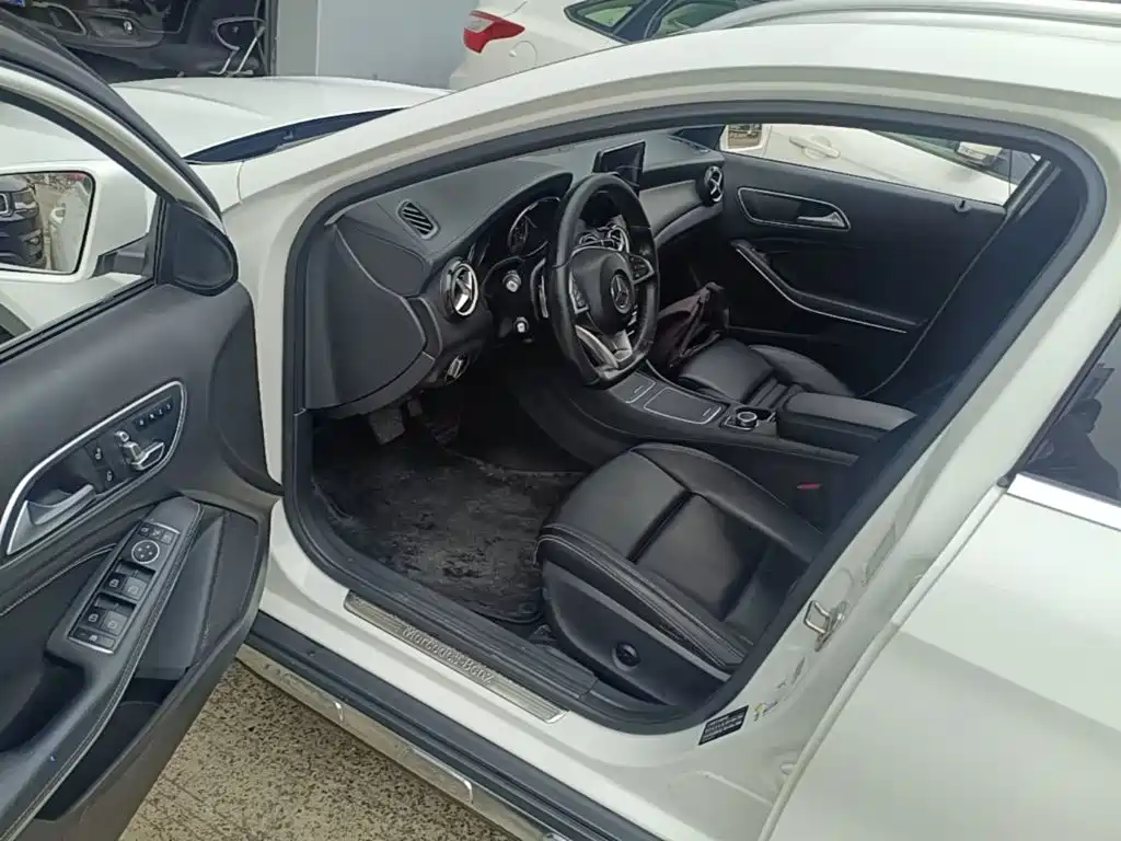Mercedes-Benz GLA 2019 — фото 16