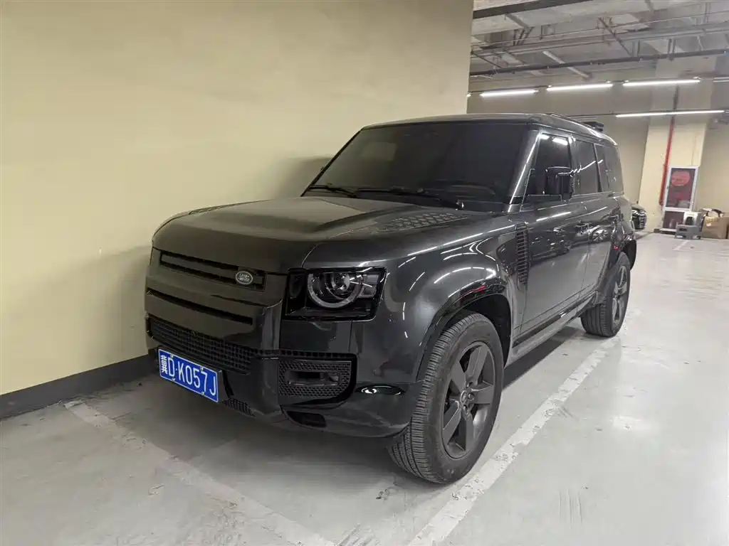 Land Rover Defender 2023 — фото 1