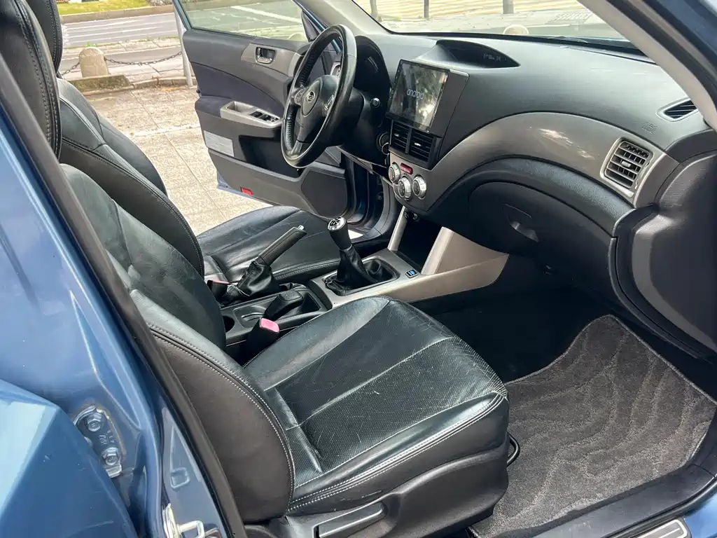 Subaru Forester 2010 — фото 23