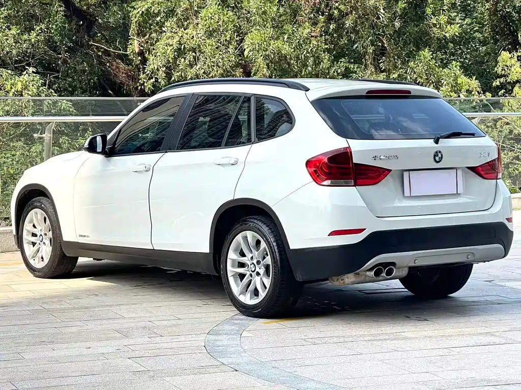 BMW X1 2016 — фото 4
