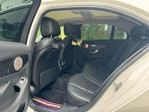 Mercedes-Benz C-Class 2019