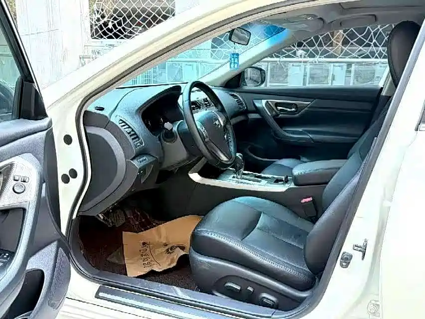 Nissan Teana 2013