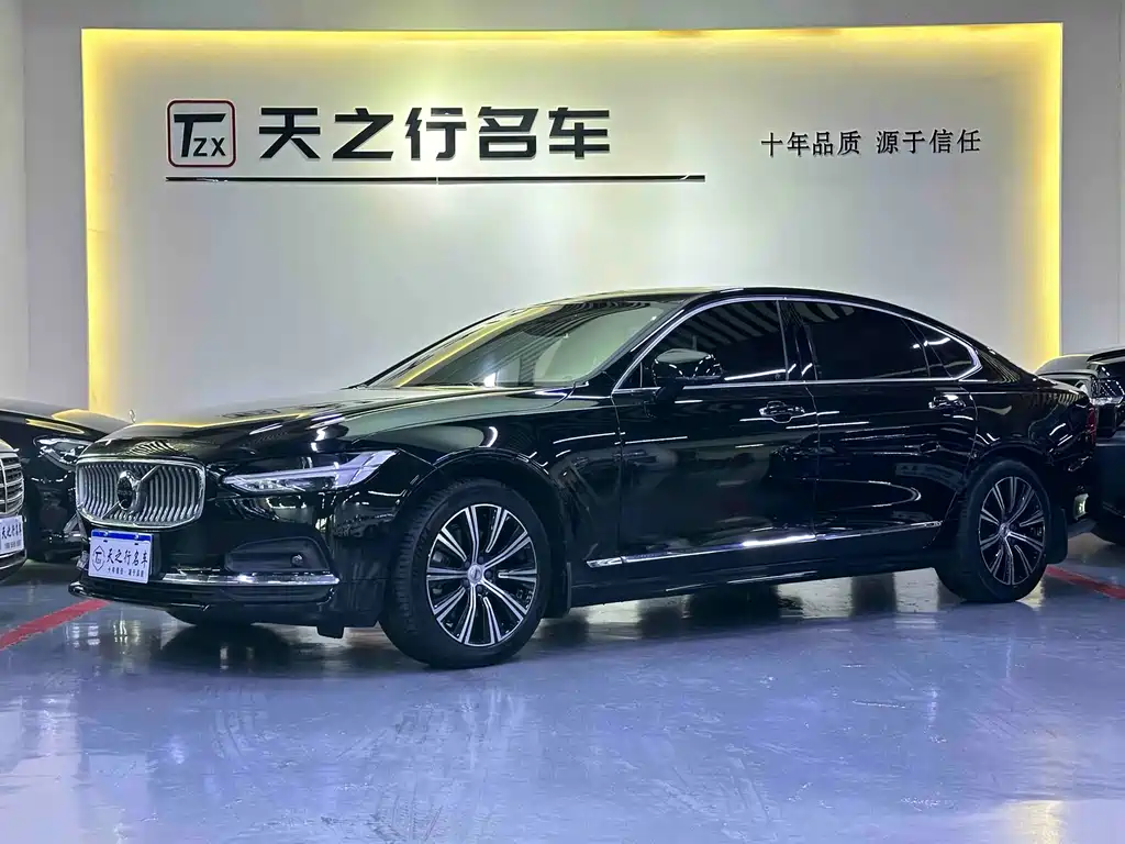 Volvo S90 2021 — фото 1