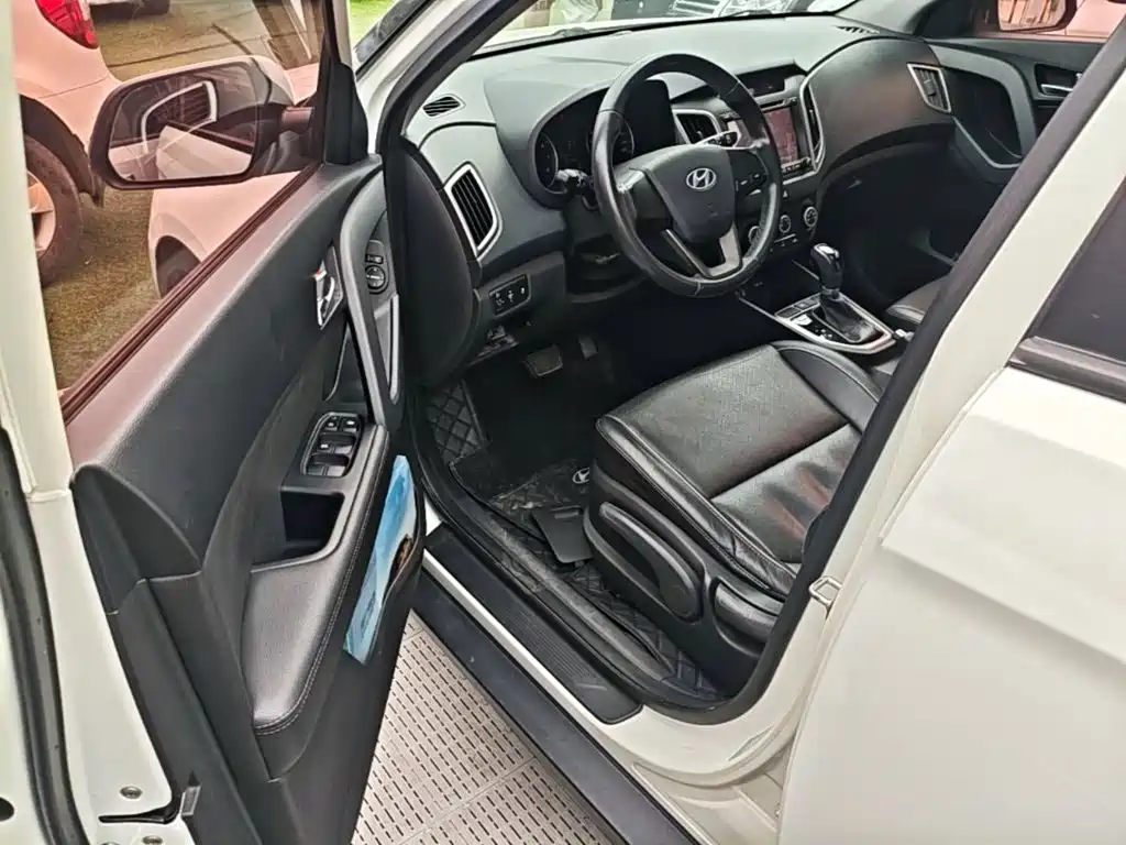 Hyundai ix25 2015 — фото 16