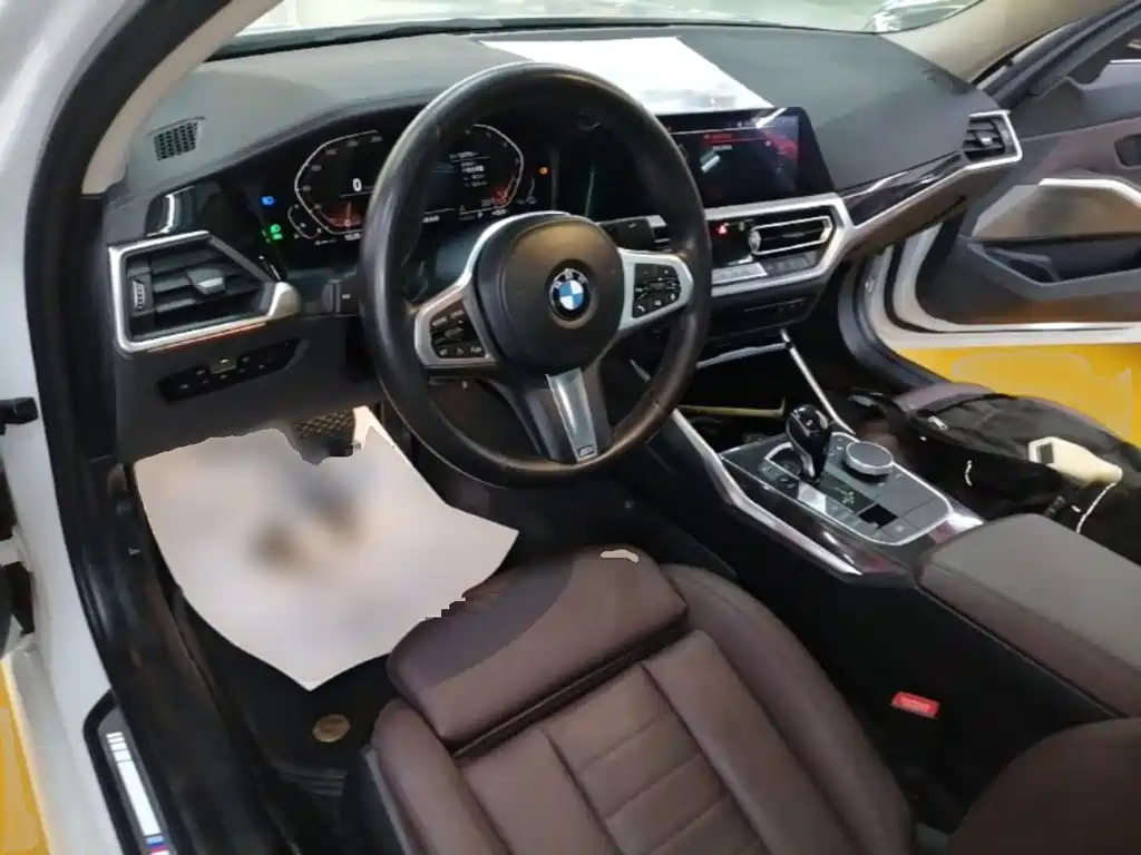 BMW 3 Series 2020 — фото 10