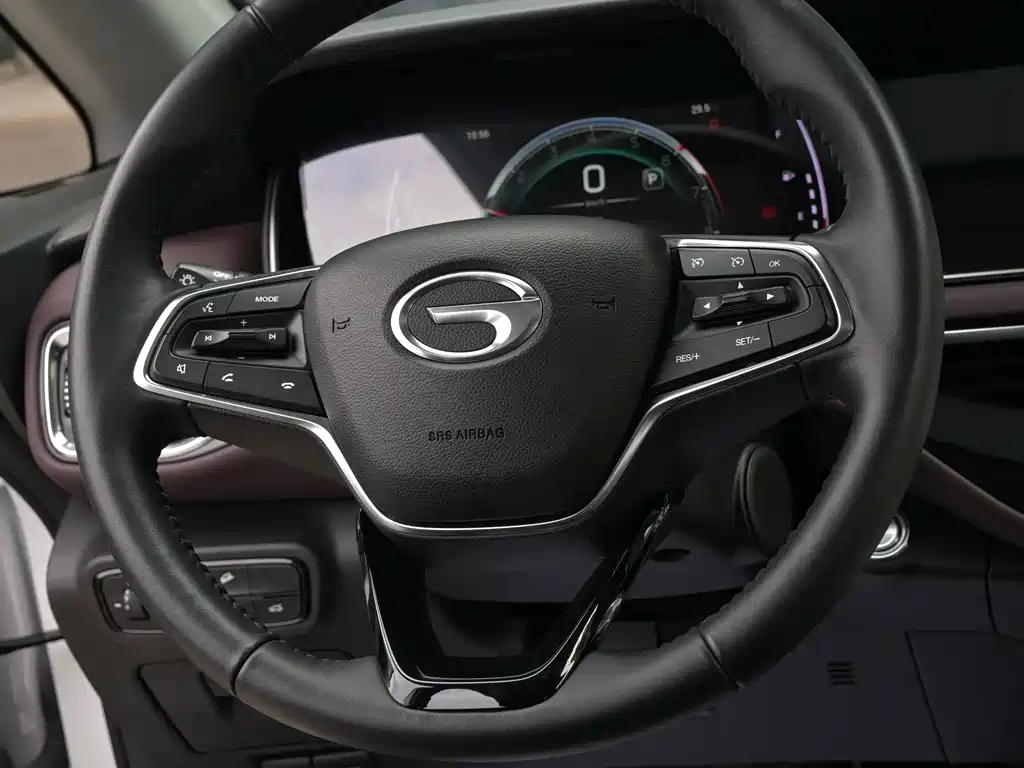 GAC Motor Trumpchi M6 2023 — фото 13