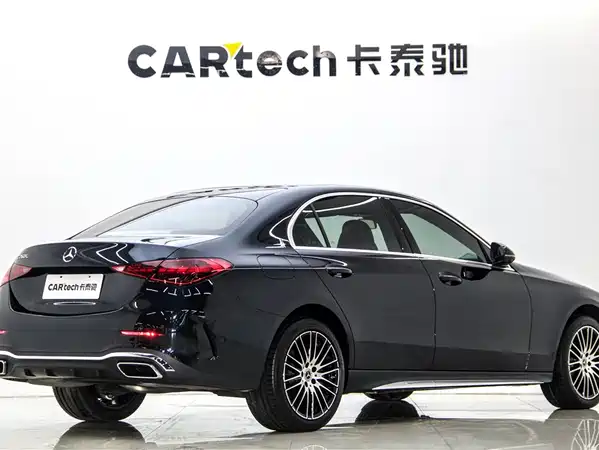Mercedes-Benz C-Class 2025