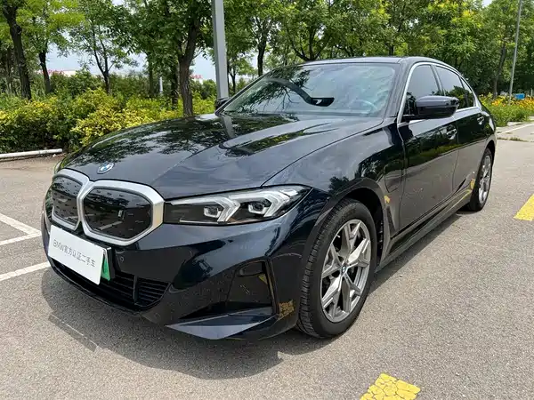 BMW i3 2024