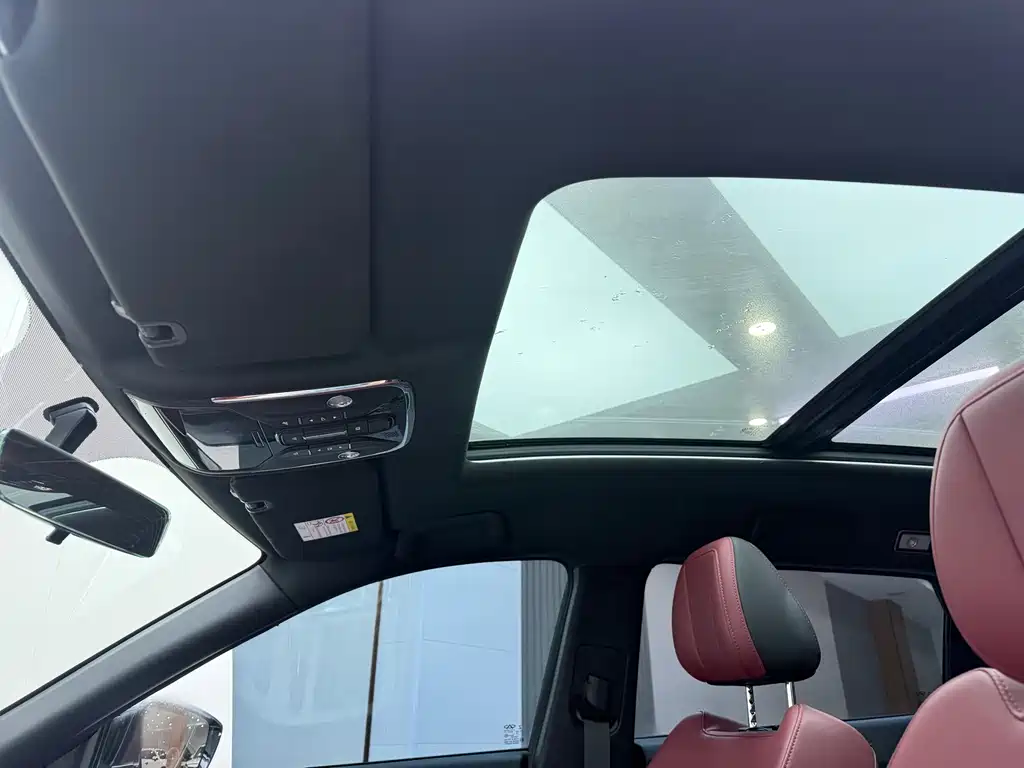 Jetour X70 PLUS 2023 — фото 13