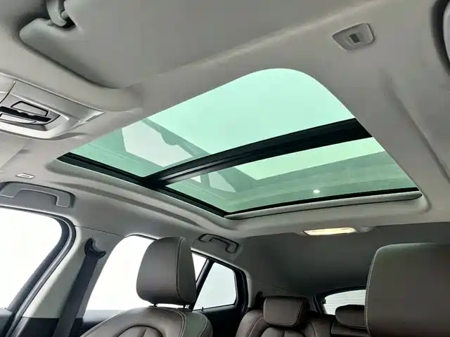 BMW X2 2021 — фото 17