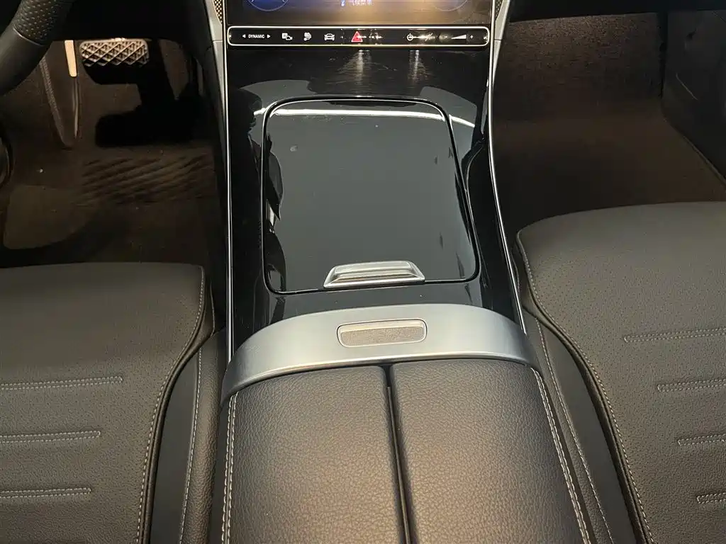 Mercedes-Benz C-Class New Energy 2023 — фото 19