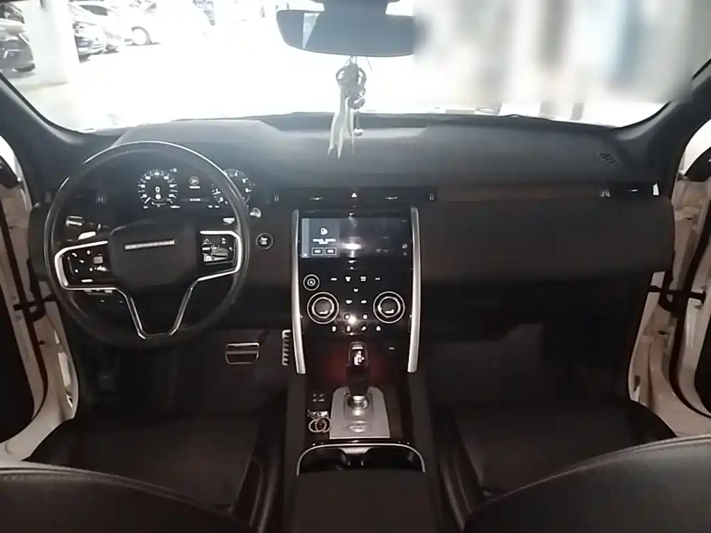 Land Rover Discovery Sport 2022 — фото 10