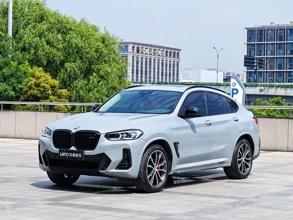 BMW X4 2022 — фото 1