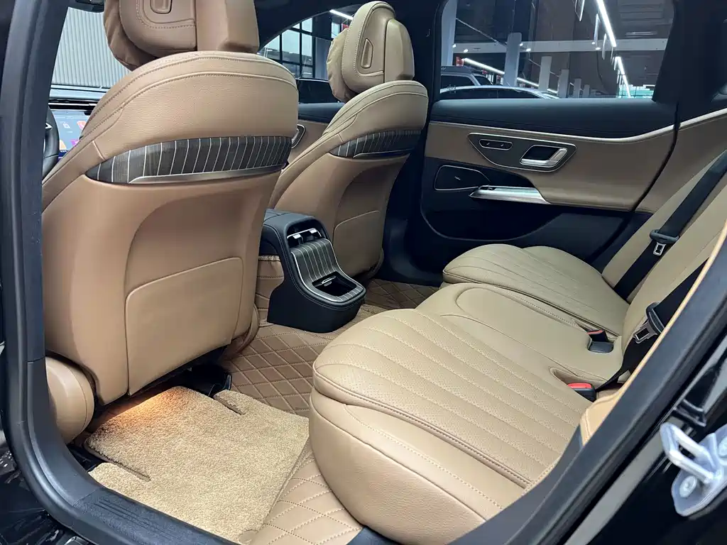 Mercedes-Benz E-Class New Energy 2025 — фото 11