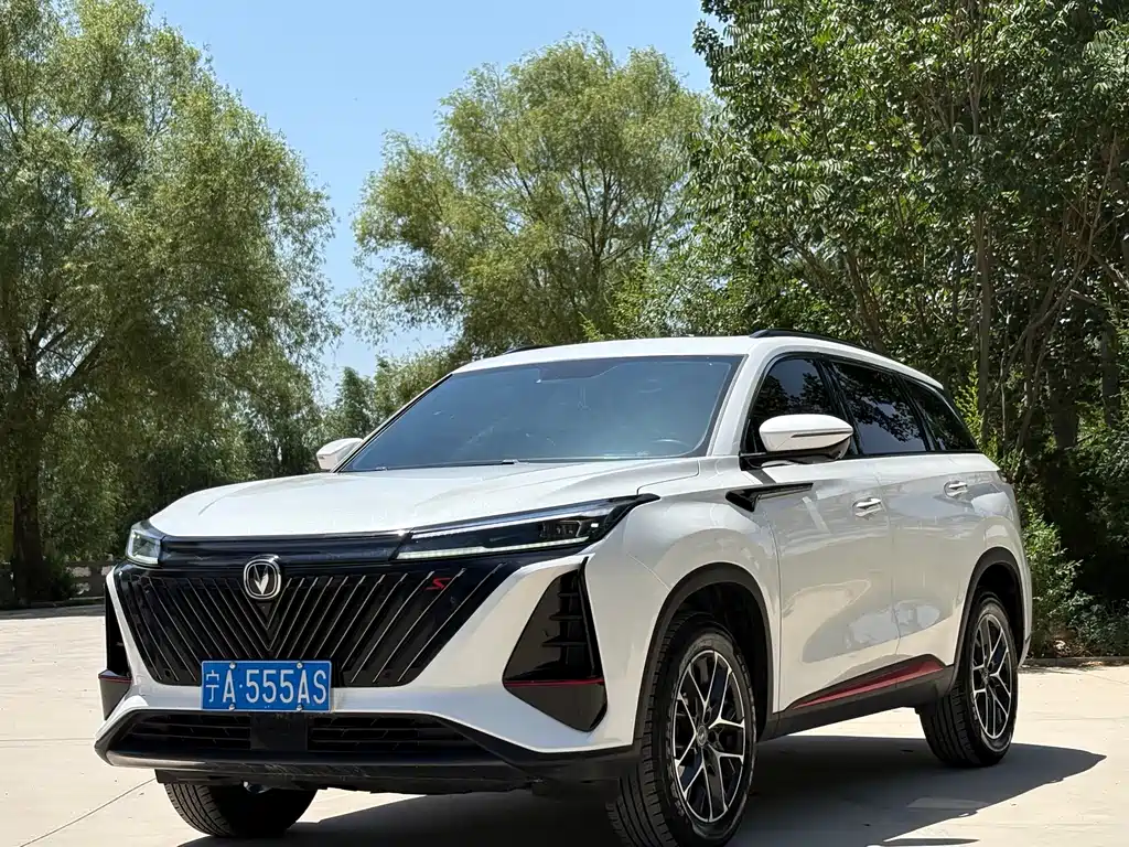 Changan CS75 PLUS 2022 — фото 3
