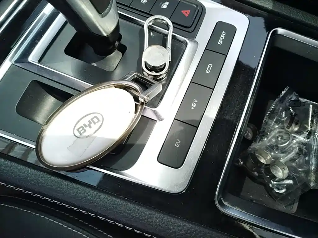 BYD Song MAX New Energy 2019 — фото 9