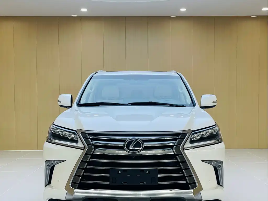 Lexus LX 2017