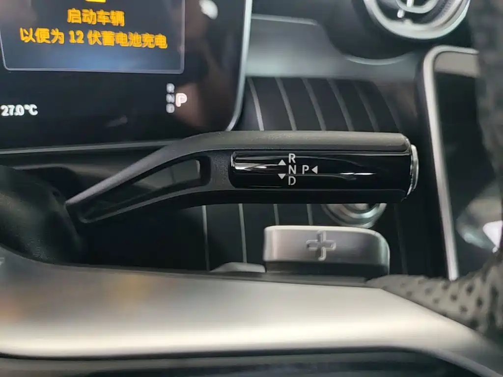 Mercedes-Benz C-Class 2022 — фото 10