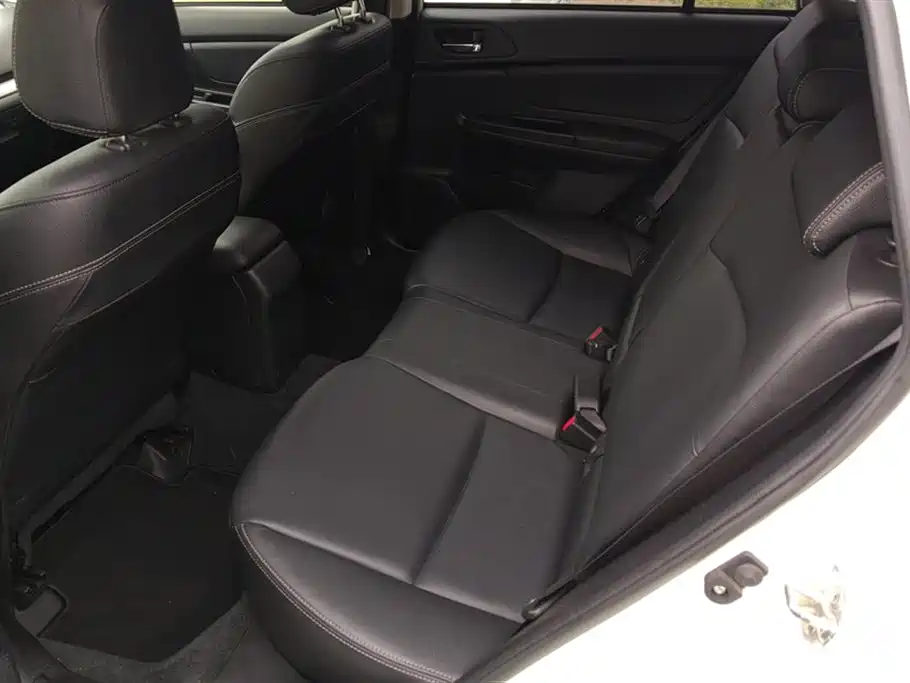 Subaru XV 2013 — фото 11