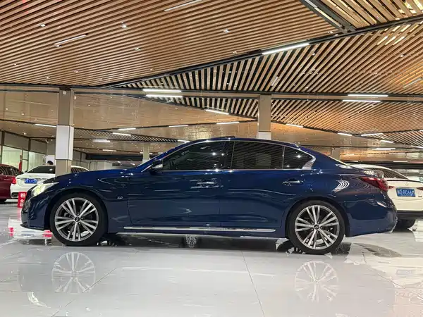 Infiniti Q50L 2018