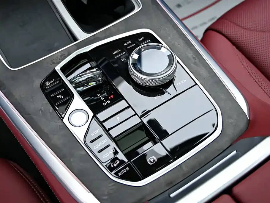 BMW X5 2025 — фото 18