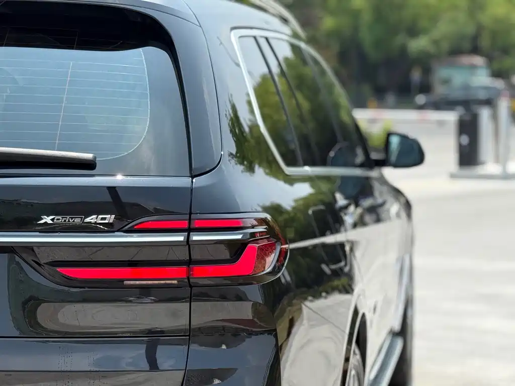 BMW X7 2023 — фото 6