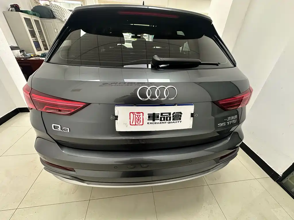 Audi Q3 2023 — фото 13