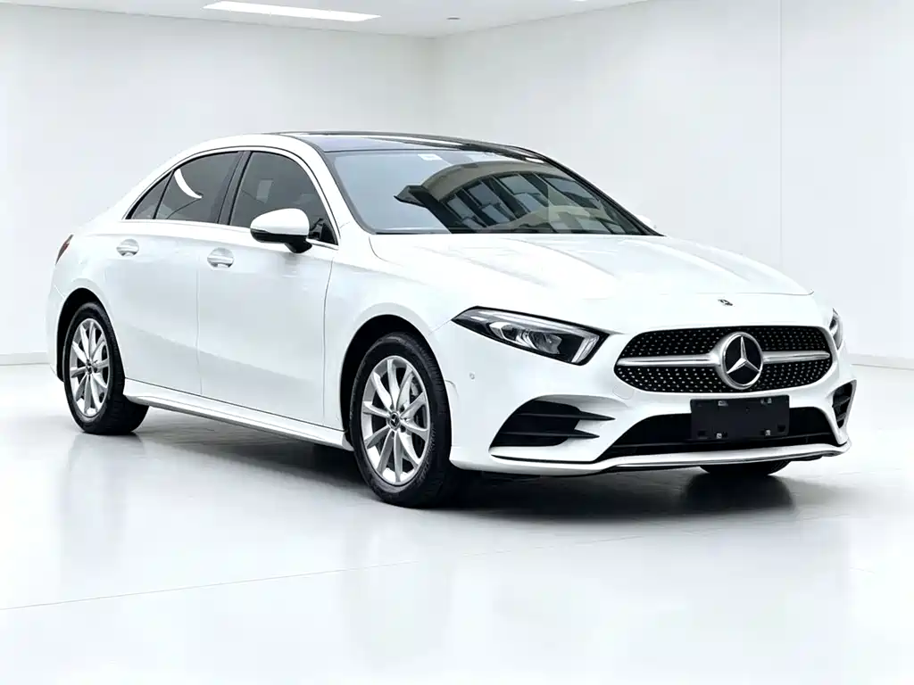 Mercedes-Benz A-Class 2020 — фото 3